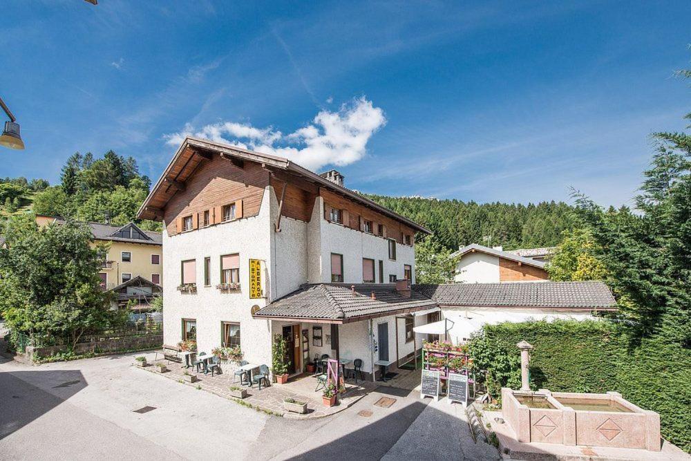 Albergo Campregheri Exterior photo