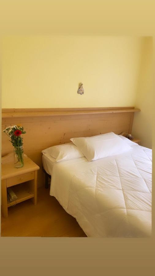 Albergo Campregheri Exterior photo